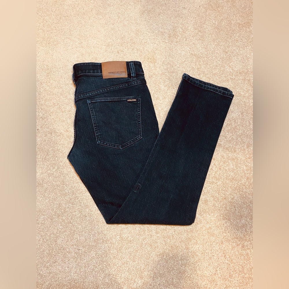 Volcom®️ Vorta Slim Strait Jeans Black